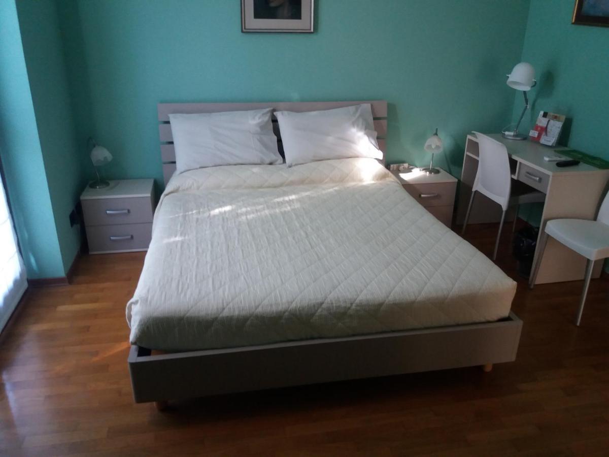 I Pini B&B カスタニート エクステリア 写真